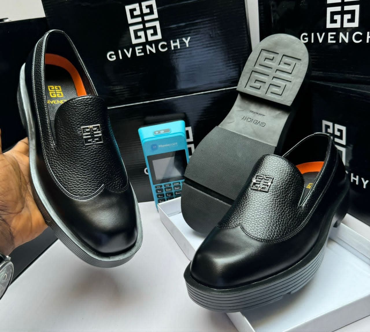 GIVENCHY CLASSY CORPORATE FOOTWEAR thumb 2