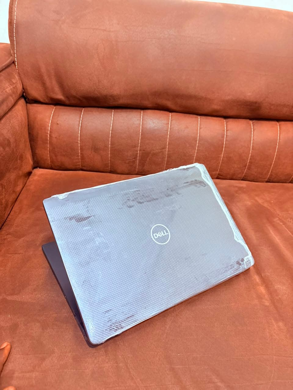 Dell latitude 7400 Intel corei5(8th gen) thumb 4