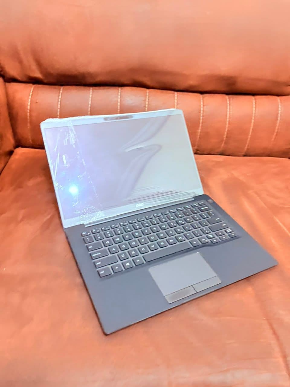 Dell latitude 7400 Intel corei5(8th gen) thumb 6
