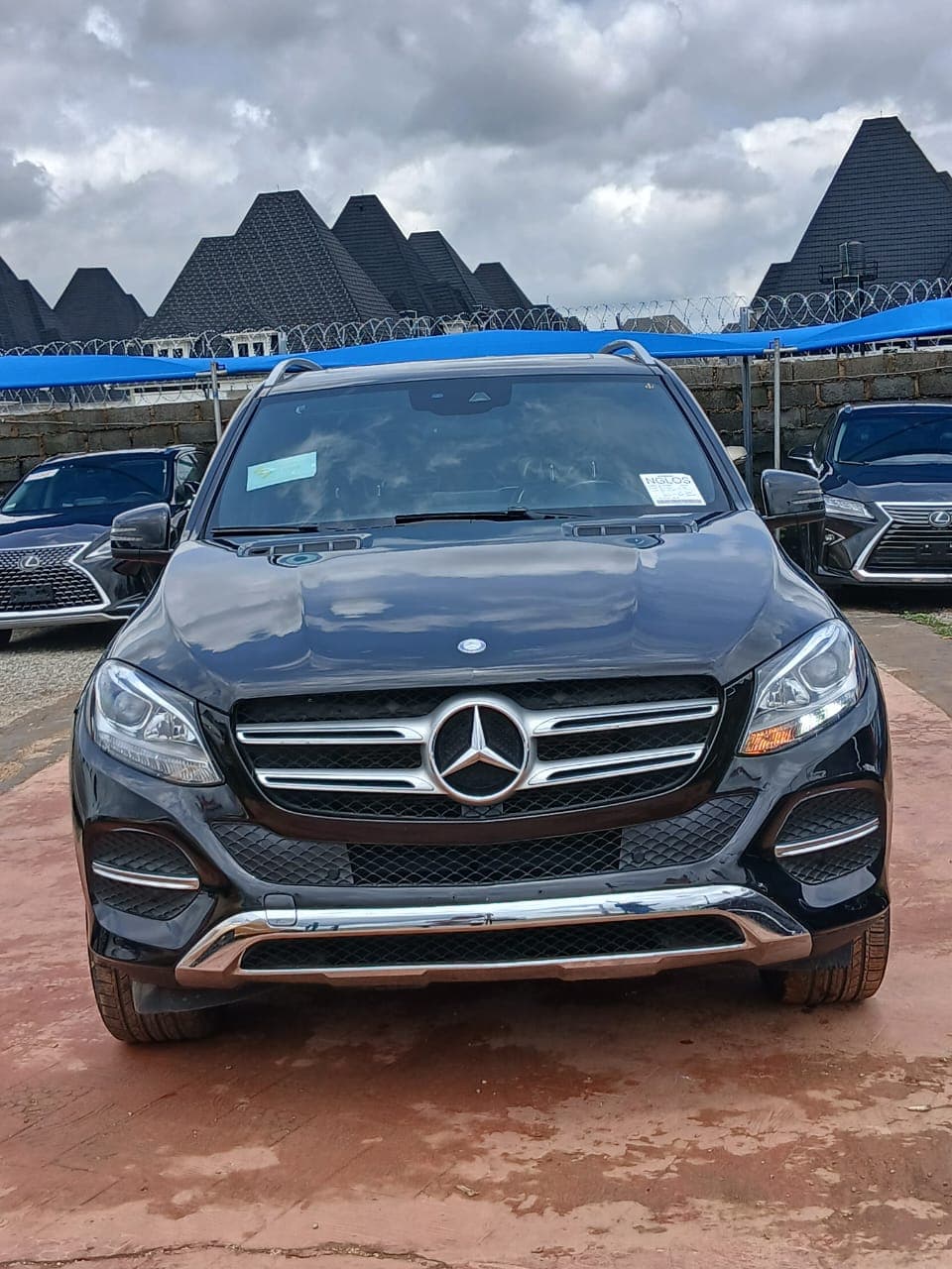 Mercedes Benz GLE350